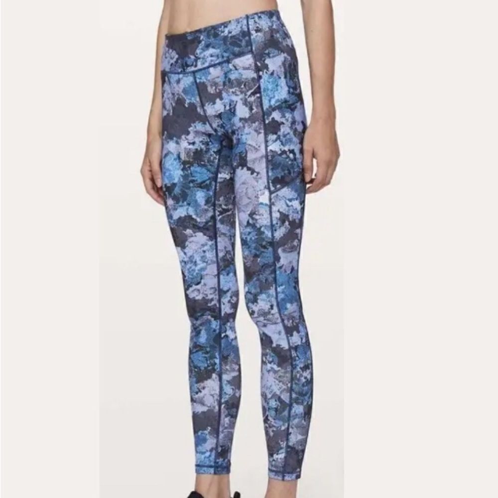 lululemon Speed Up Full-On Luxtreme Legging Screen Camo Purple & Blue Size 2